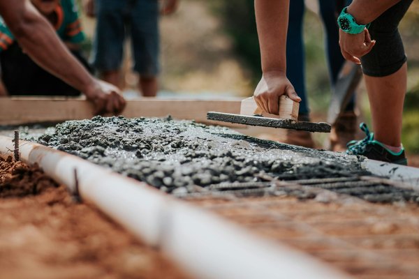 Maçon à cholet : qualité et service pour tous vos projets